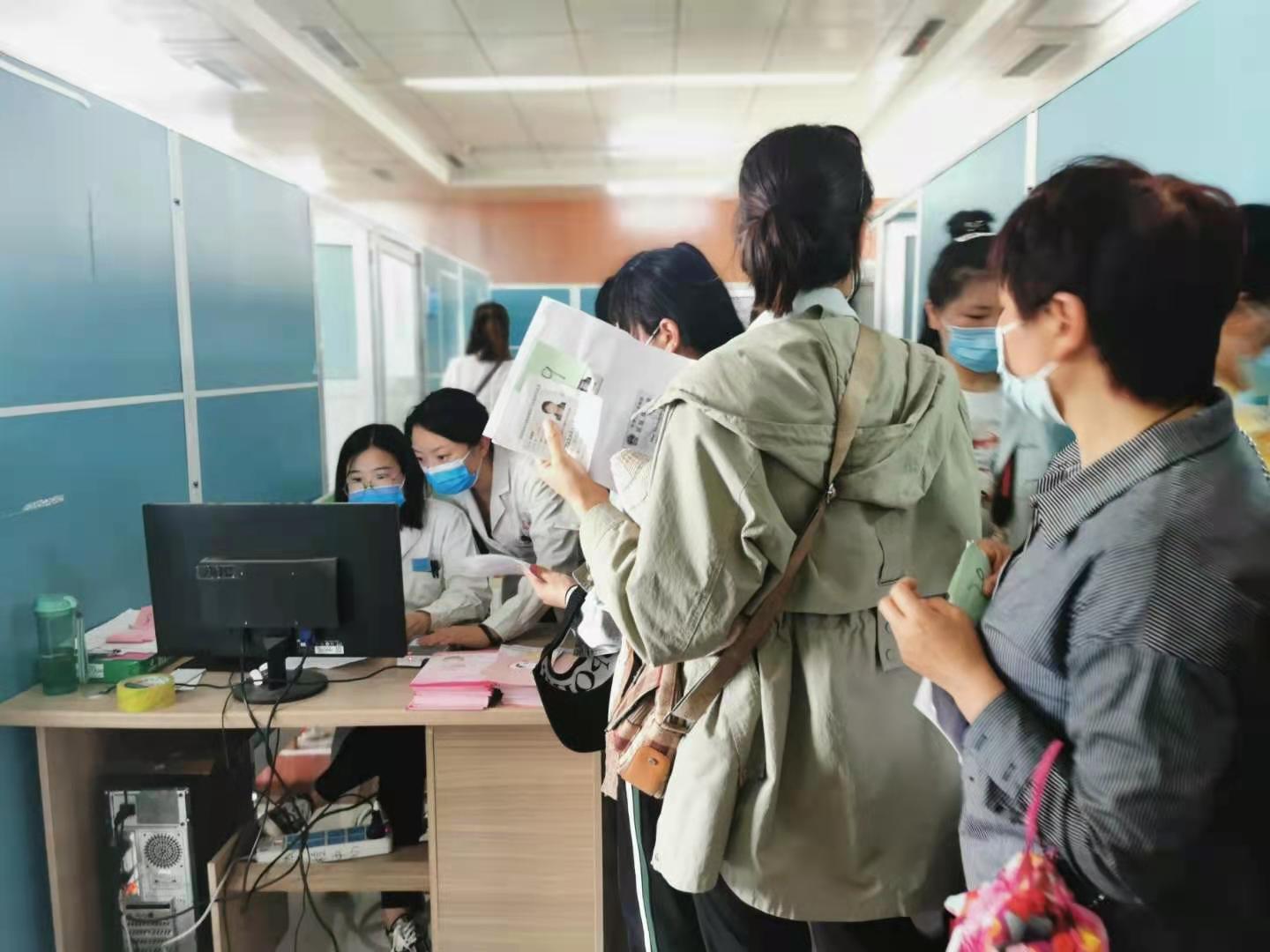 small_46b2b733f076fc698b3a67a54496a2d9.jpg small_46b2b733f076fc698b3a67a54496a2d9.jpg